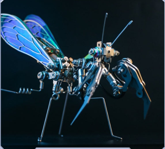 Robo Mantis: Metallic Bug Model for Display & Play