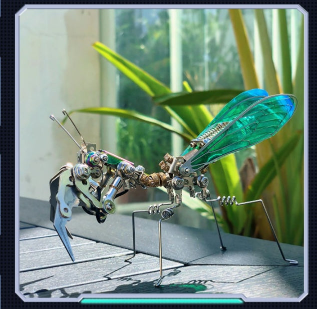 Robo Mantis: Metallic Bug Model for Display & Play