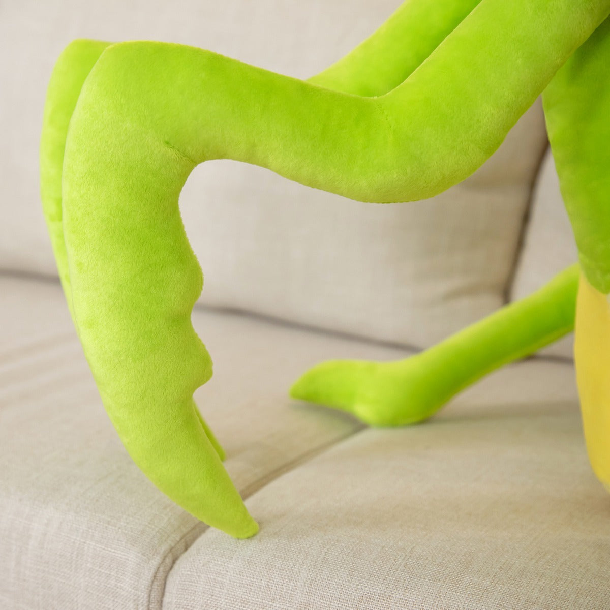 Pray & Play: Giant Mantis Buddy Plush 🦗💥